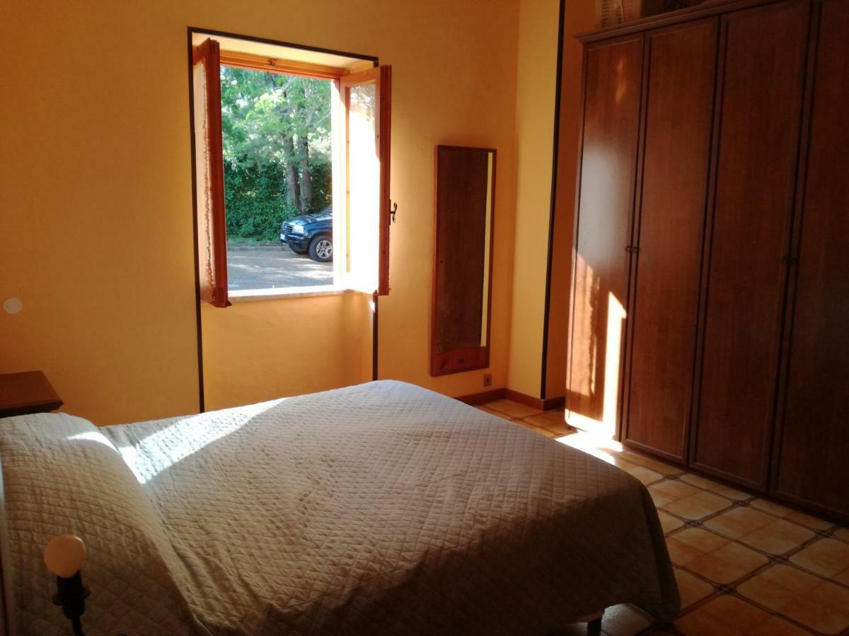 诺尔马 Casa La Calicchia旅馆 外观 照片