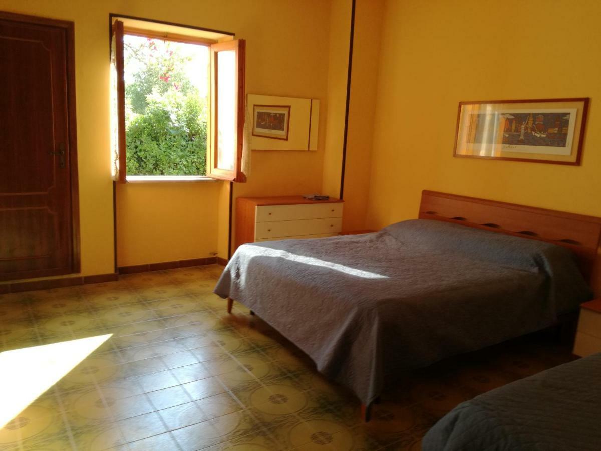 诺尔马 Casa La Calicchia旅馆 外观 照片